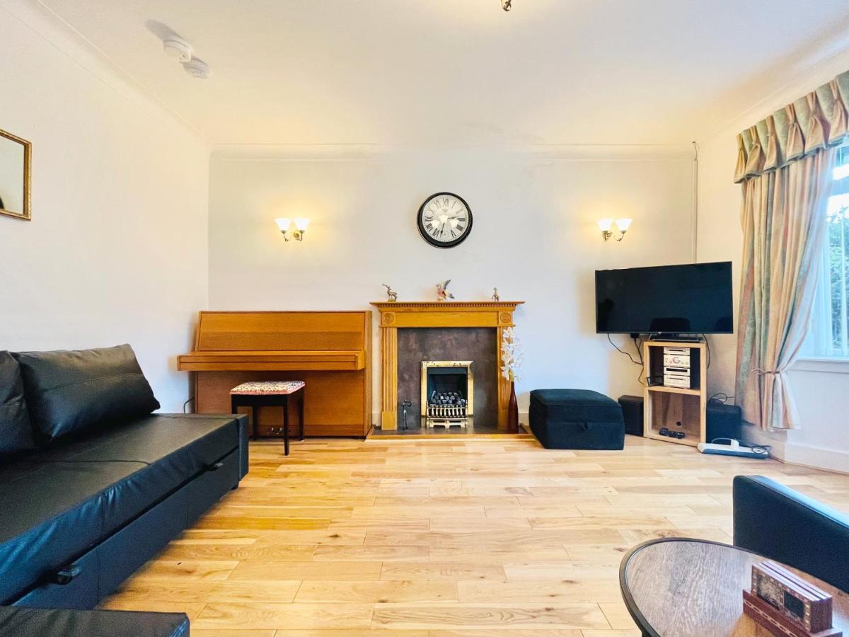グラスゴー Millerston Houseヴィラ エクステリア 写真
